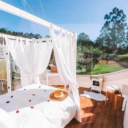 Campismo de Luxo Burbujas Astronómicas Albarari Sanxenxo